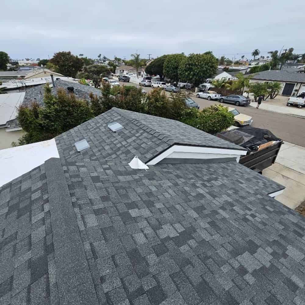 Shingles Roof image
